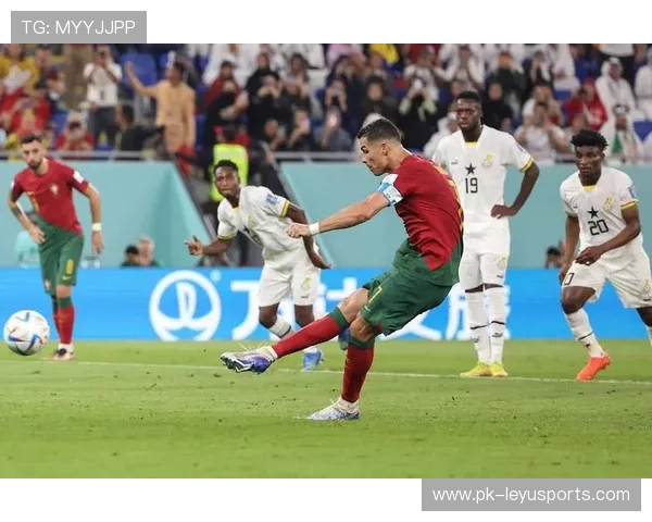 C罗强势反弹世界杯，c罗踢2022世界杯吗